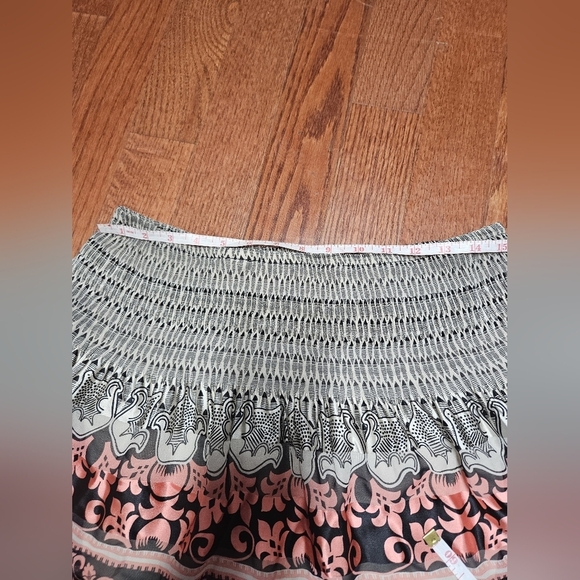 Max Studio Green Smocked Bubble Mini Skirt - Picture 5 of 6